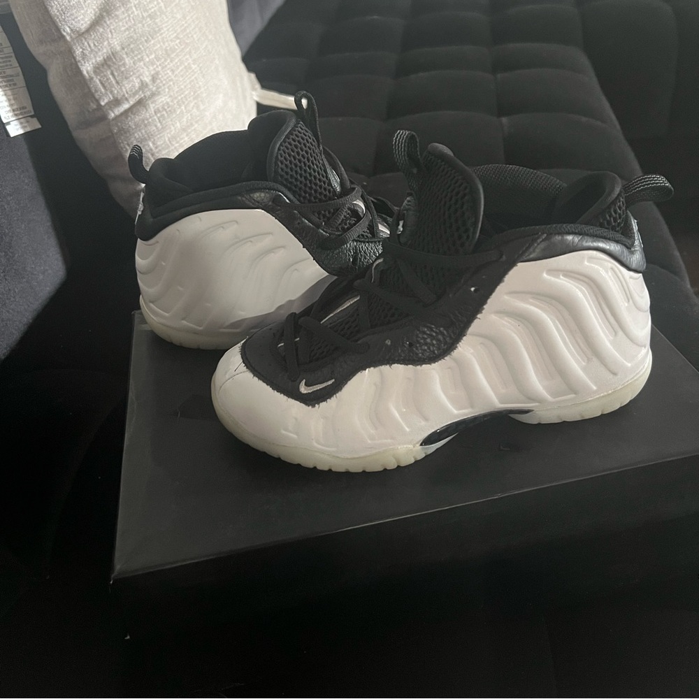 Kids foamposites size 3Y grade school worn 3 times slightly worn 3 times